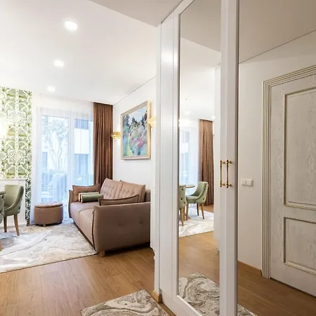 Apartment Lux With A Terrace In Old Town *