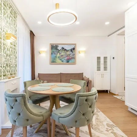 Apartment Lux With A Terrace In Old Town *